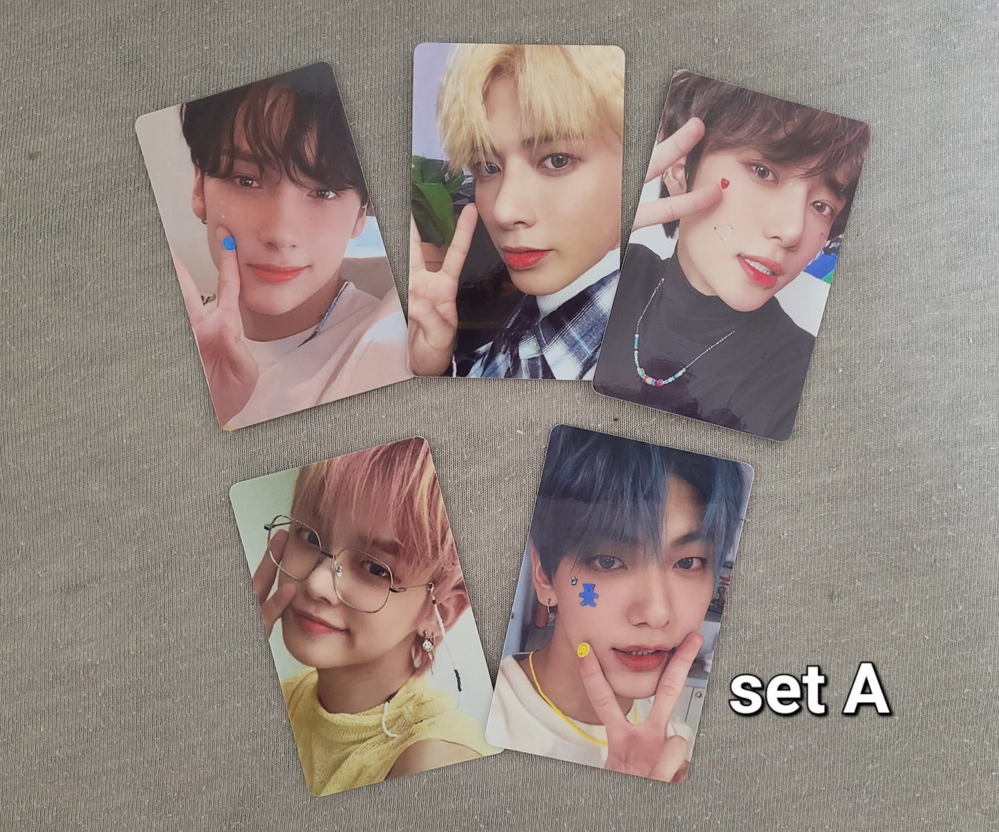 TXT Minisode 1 Blue Hour Photocards 2 Versions