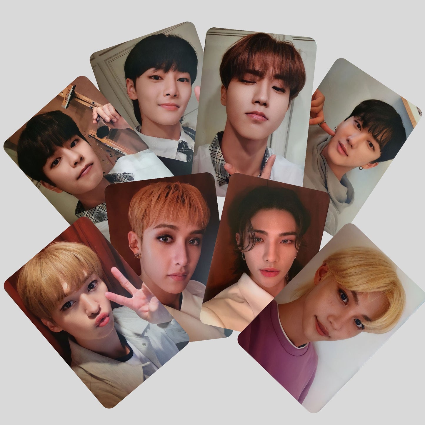Stray Kids SKZ No Easy Red Lights Photocard Set