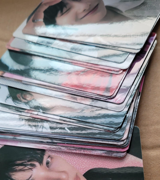 Random K-Pop Photocards Pack for Concert Freebies - Custom