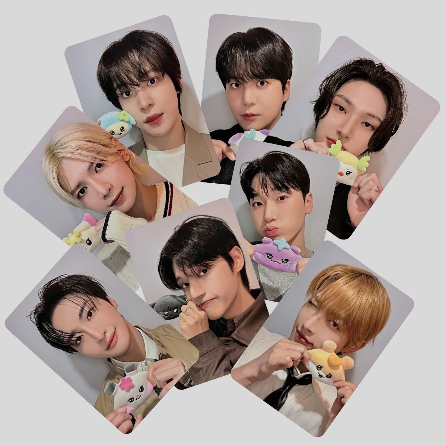 Ateez Mighteez Wonder Room Photocards Set